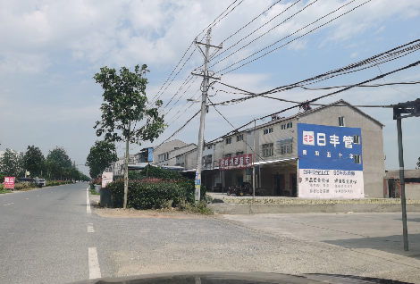 景东如何能保证墙体广告的醒目性？